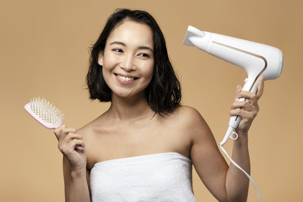 Produit pour la pousse des cheveux : le duo miracle à découvrir !